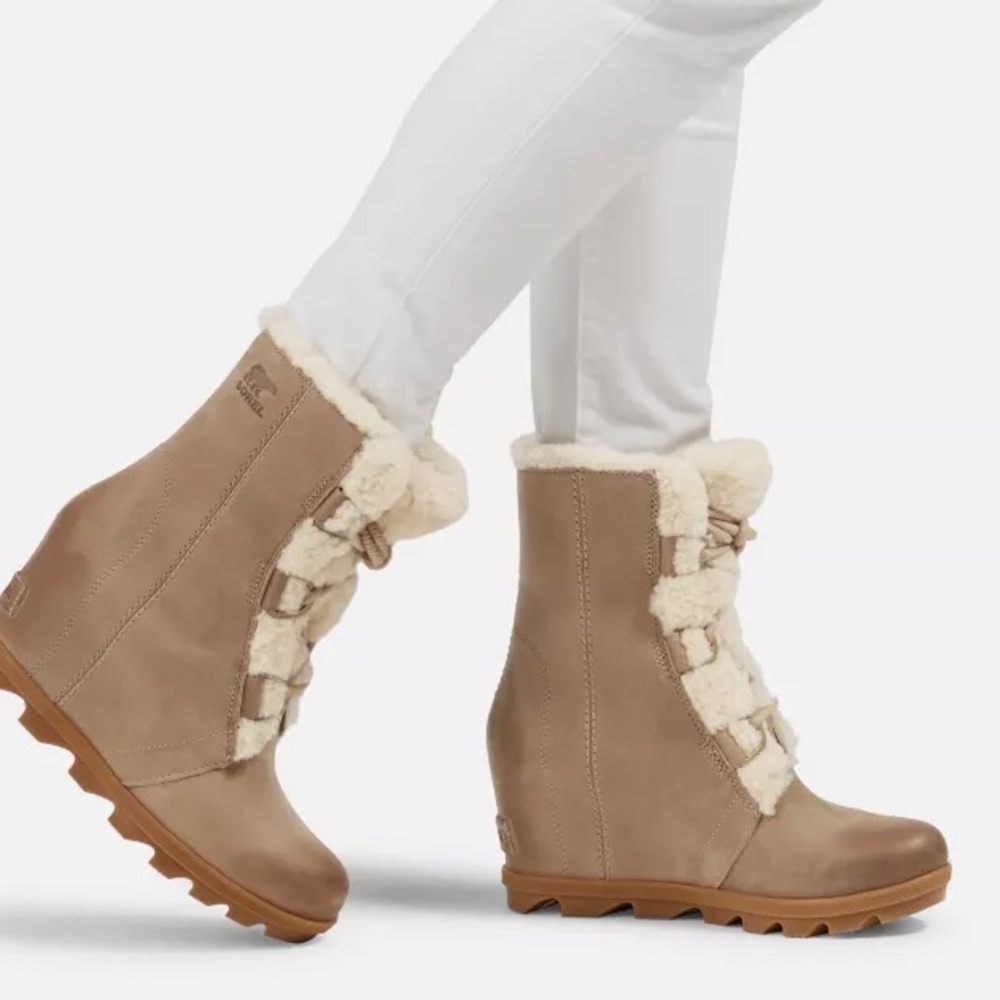 WOMEN'S JOAN OF ARCTIC™ WEDGE II SHEARLING BOOT